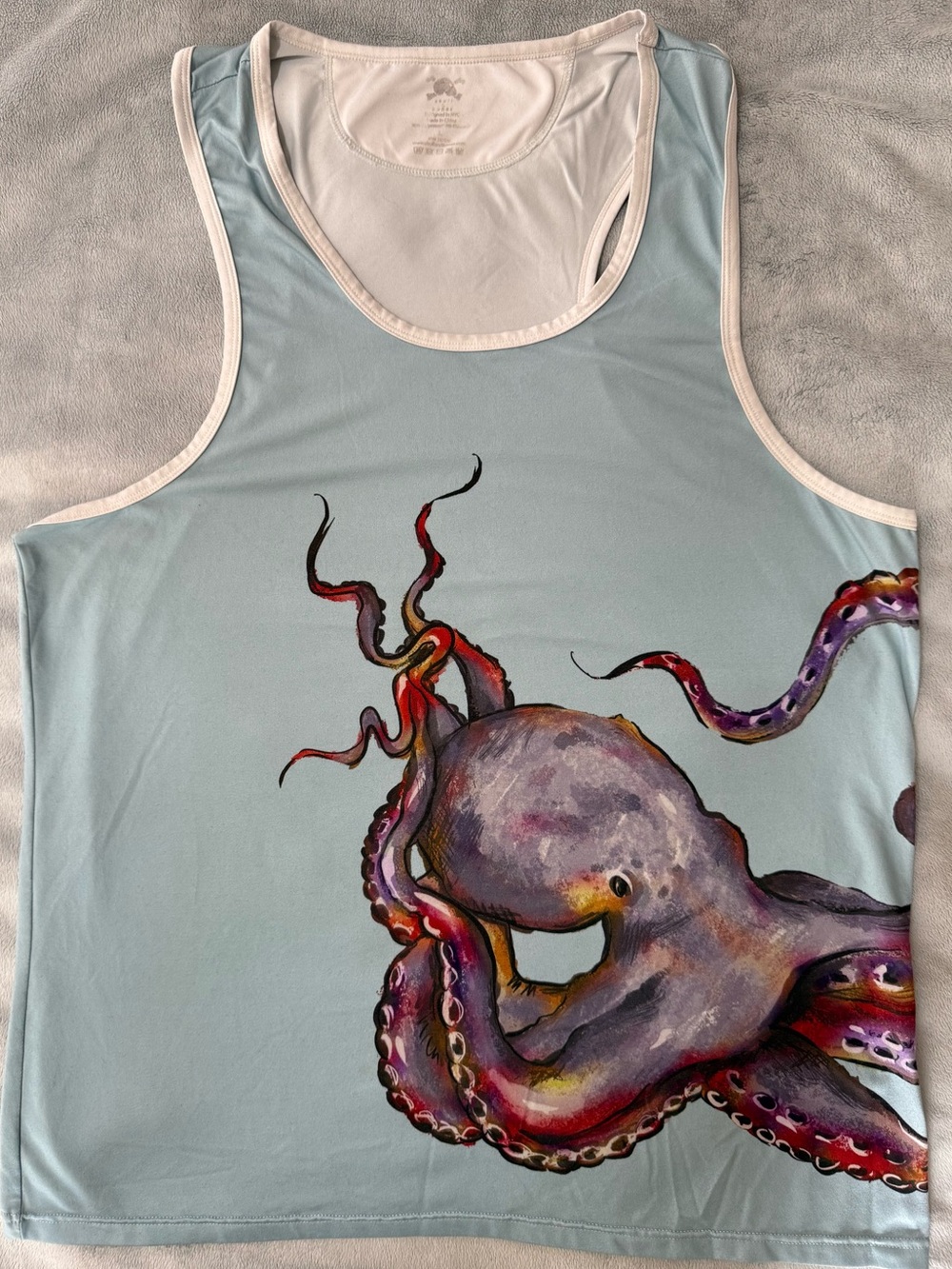 Skull & Bones men’s tank top with an octopus and skull print. Mens size large.